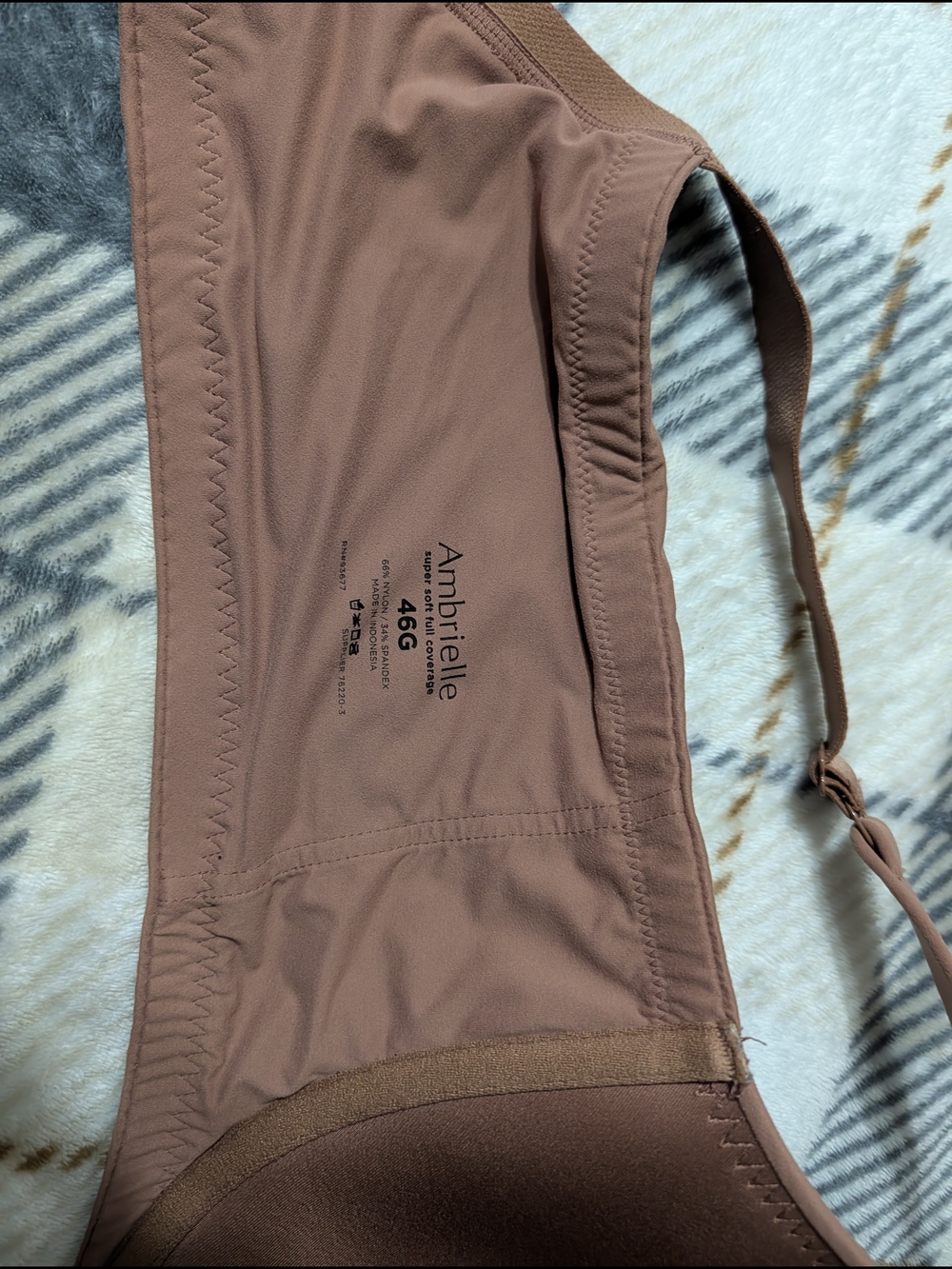 Maidenform Ambrielle Wireless Bra in Mauve